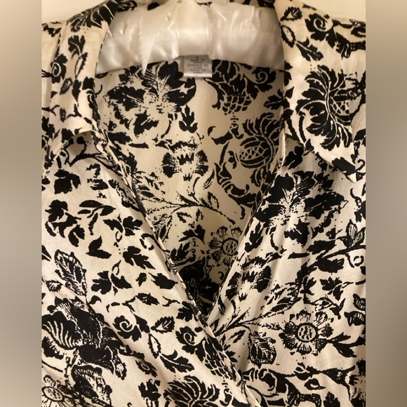 Vintage Silk Floral Wrap Blouse Petite Sophisticate Sz 6P - Picture 4 of 11